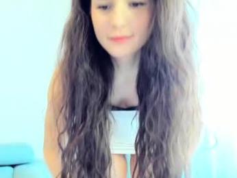 elaanna — Chaturbate recorded stream image, 02.03.2025 07:40