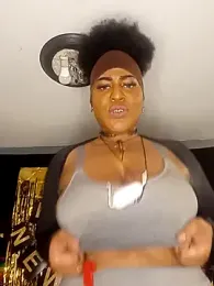 AmazonianMistress — Stripchat recorded stream image, 20.01.2026 17:50