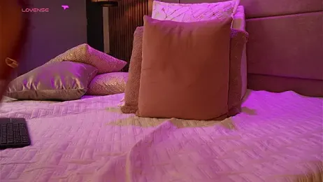 Chloe_Cherry21 — Stripchat recorded stream image, 21.01.2026 04:30