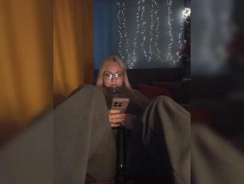 Tanysha-1 — Bongacams recorded stream image, 21.01.2026 06:10