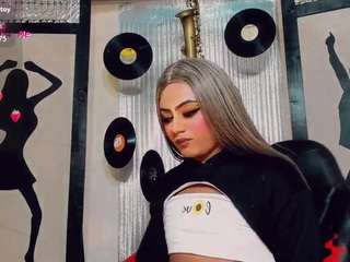 mayka-brunette01 — Camsoda recorded stream screenshot (21 Jan 2026)