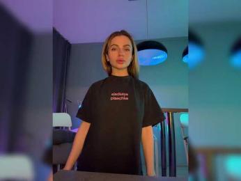 Nataliecroys — Bongacams recorded stream image, 21.01.2026 22:30