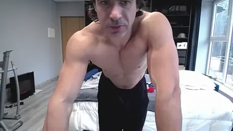 latinoo23bom — Stripchat recorded stream image, 22.01.2026 11:00