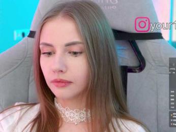 VikkiExtraCheese — Bongacams recorded stream image, 22.01.2026 21:10