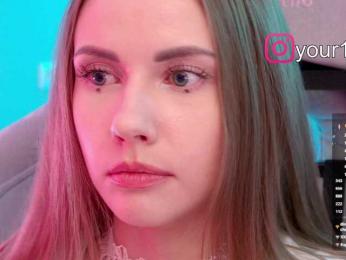 VikkiExtraCheese — Bongacams recorded stream image, 22.01.2026 21:10