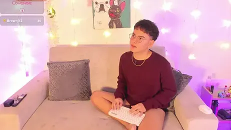 Young_Ben — Stripchat recorded stream screenshot (24 Jan 2026)