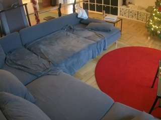 voyeurcam-julmodels-living-3 — Camsoda recorded stream image, 14.01.2026 15:30