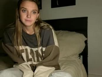 scarletterose_504259 — Chaturbate recorded stream image, 24.01.2026 22:20