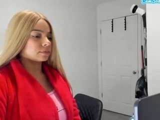 victoria-chicas — Camsoda recorded stream screenshot (25 Jan 2026)