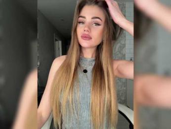 SweetyMia — Bongacams recorded stream image, 03.03.2025 09:50