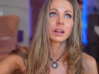 eva_fashionista — Chaturbate recorded stream image, 25.01.2026 15:10