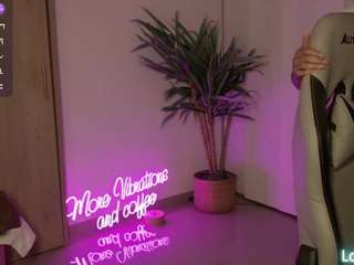 asheraa — Camsoda recorded stream image, 26.01.2026 00:00