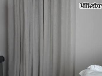 tinyxstar — Chaturbate recorded stream screenshot (26 Jan 2026)