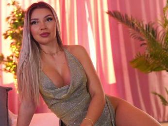 ArtTeasee — Bongacams recorded stream image, 03.03.2025 09:30