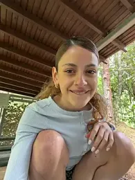 alana15 — Stripchat recorded stream image, 27.01.2026 15:40