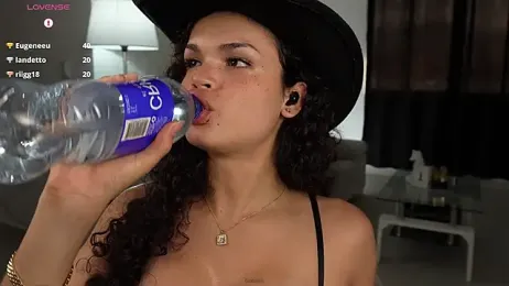 GiaFaaris — Stripchat recorded stream screenshot (27 Jan 2026)