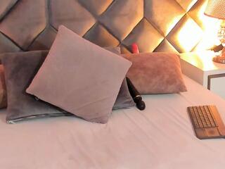 Leiza Thompson — Flirt4free recorded stream image, 27.01.2026 20:00