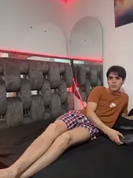 Alex_and_Fabian — Stripchat recorded stream screenshot (28 Jan 2026)