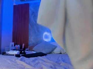 isabelredrose — Camsoda recorded stream image, 28.01.2026 05:30