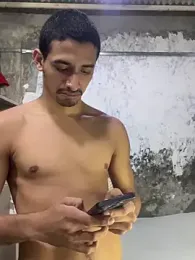 ikaro21 — Stripchat recorded stream image, 28.01.2026 05:50