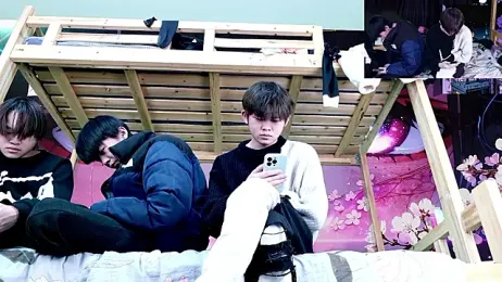 xiaohuangren01 — Stripchat recorded stream screenshot (28 Jan 2026)