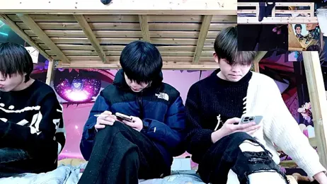 xiaohuangren01 — Stripchat recorded stream screenshot (28 Jan 2026)