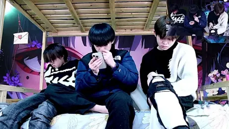 xiaohuangren01 — Stripchat recorded stream screenshot (28 Jan 2026)