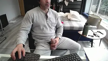 latinoo23bom — Stripchat recorded stream image, 28.01.2026 12:40