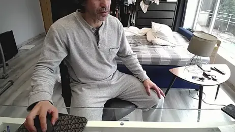 latinoo23bom — Stripchat recorded stream image, 28.01.2026 12:40