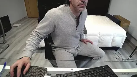 latinoo23bom — Stripchat recorded stream image, 28.01.2026 12:40