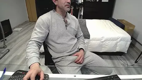 latinoo23bom — Stripchat recorded stream image, 28.01.2026 12:40
