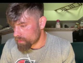 machinebumkelly — Chaturbate recorded stream screenshot (01 Feb 2026)