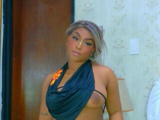 Tianah Glow — Flirt4free recorded stream screenshot (02 Feb 2026)