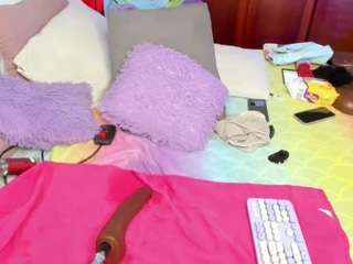 karenn-smith — Camsoda recorded stream screenshot (04 Mar 2025)