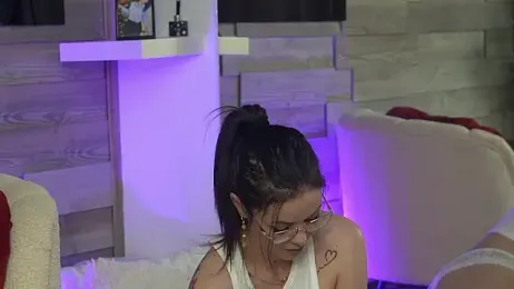 SeductiveMom — Stripchat recorded stream screenshot (03 Feb 2026)