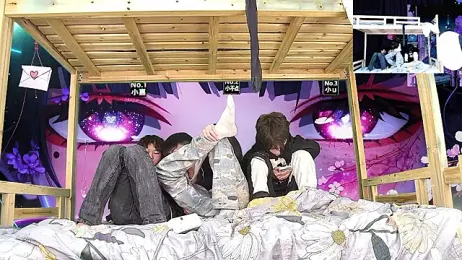 xiaohuangren01 — Stripchat recorded stream screenshot (03 Feb 2026)