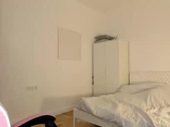 _lala_land_ — Chaturbate recorded stream image, 03.02.2026 13:50