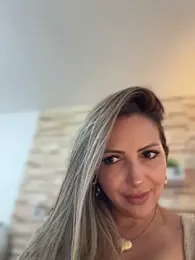 _Abril-Office1 — Stripchat recorded stream image, 03.02.2026 19:20