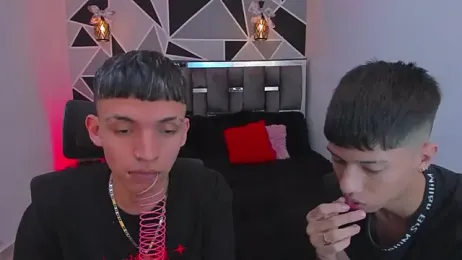 Juan_Nd_Steven — Stripchat recorded stream screenshot (04 Feb 2026)