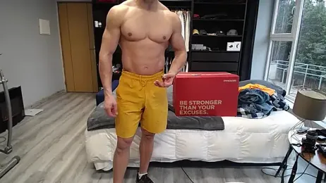 latinoo23bom — Stripchat recorded stream image, 04.02.2026 10:10