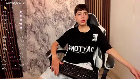 oblivion_deku — Stripchat recorded stream screenshot (04 Feb 2026)