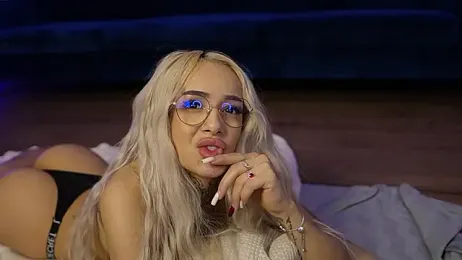 blondie_muller — Stripchat recorded stream screenshot (04 Feb 2026)