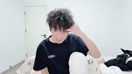 afahyu — Stripchat recorded stream image, 05.02.2026 02:20