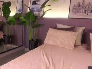 izzywild — Camsoda recorded stream screenshot (05 Feb 2026)