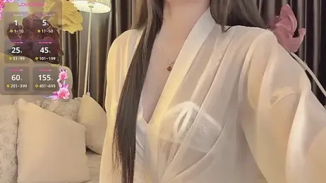 --102KymMiiss-- — Stripchat recorded stream screenshot (05 Feb 2026)