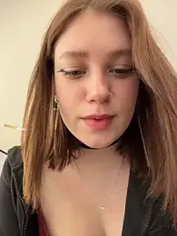 lucy-joy — Stripchat recorded stream image, 06.02.2026 11:30