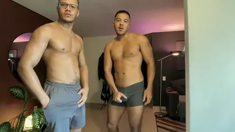 highlatin_guysoficial — Stripchat recorded stream screenshot (07 Feb 2026)