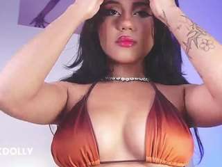darkydolly — Camsoda recorded stream image, 08.02.2026 04:30
