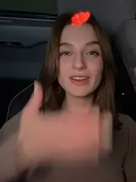 -AngelAri- — Stripchat recorded stream image, 04.03.2025 21:10