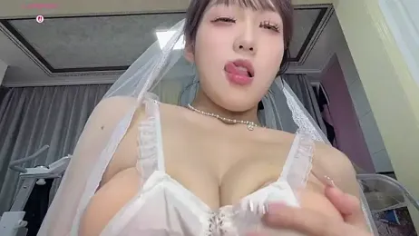 Yaya--728 — Stripchat recorded stream image, 08.02.2026 12:10